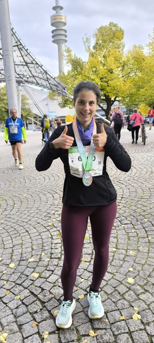 Leonie Veh running a marathon